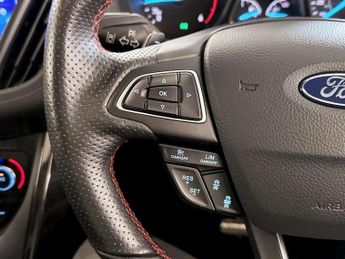 Ford Kuga 2.0 TDCi EcoBlue ST-Line Edition SUV 5dr Diesel Powershift AWD E