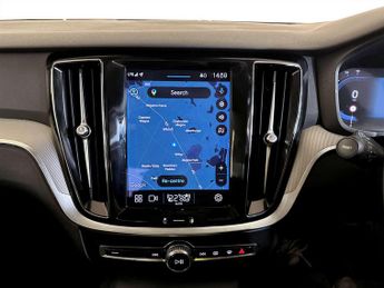 Volvo S60 2.0 B5 MHEV R-Design Saloon 4dr Petrol Hybrid Auto Euro 6 (s/s) 