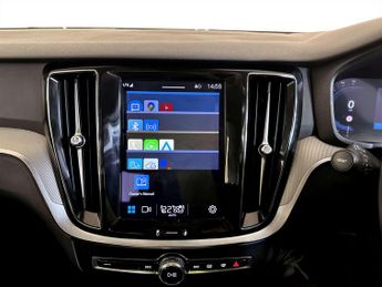 Volvo S60 2.0 B5 MHEV R-Design Saloon 4dr Petrol Hybrid Auto Euro 6 (s/s) 