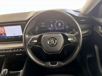 Skoda Octavia 2.0 TDI SE Technology Hatchback 5dr Diesel Manual Euro 6 (s/s) (