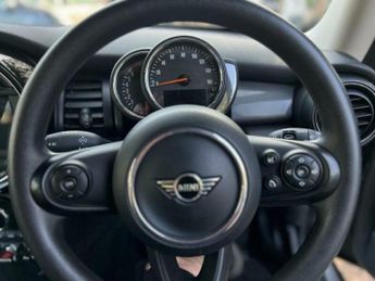 MINI Hatch 1.5 Cooper Classic Steptronic Euro 6 (s/s) 3dr