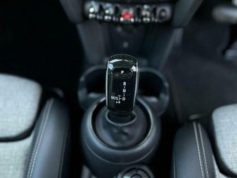 MINI Hatch 1.5 Cooper Classic Steptronic Euro 6 (s/s) 3dr