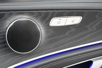 MERCEDES-BENZ E-CLASS 2.0 E220d AMG Line Saloon 4dr Diesel G-Tronic+ Euro 6 (s/s) (194