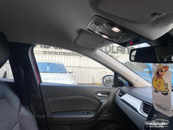 Renault Captur 1.6 E-TECH 9.8kWh techno Auto Euro 6 (s/s) 5dr