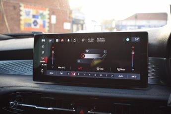 Alfa Romeo Tonale 1.5 VGT MHEV Veloce DCT Euro 6 5dr