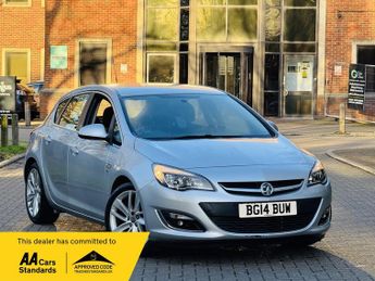 Vauxhall Astra 1.6 16v SRi Euro 5 5dr