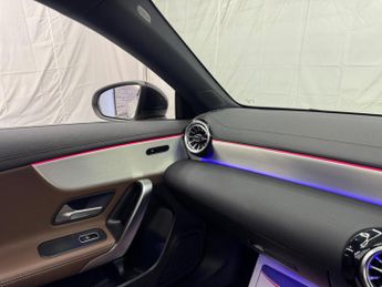 Mercedes-Benz CLA 1.3 CLA180 AMG Line Night Edition (Premium Plus) Coupe 7G-DCT Eu