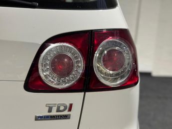 Volkswagen Golf Plus 1.6 TDI BlueMotion Tech SE DSG Euro 5 (s/s) 5dr