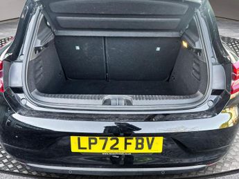 Renault Clio 1.6 E-TECH Techno Auto Euro 6 (s/s) 5dr