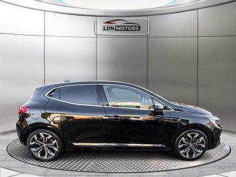 Renault Clio 1.6 E-TECH Techno Auto Euro 6 (s/s) 5dr