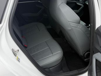 Audi A3 1.4 TFSIe 40 S line Sportback S Tronic Euro 6 (s/s) 5dr 13kWh