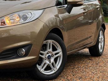 Ford Fiesta 1.6 Zetec Powershift Euro 5 5dr
