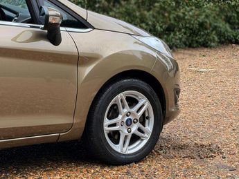 Ford Fiesta 1.6 Zetec Powershift Euro 5 5dr