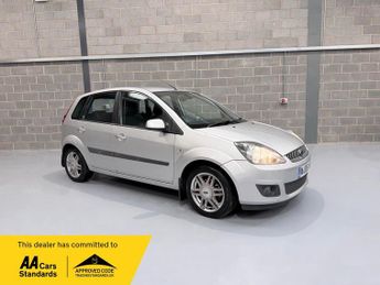 Ford Fiesta 1.4 Ghia 5dr