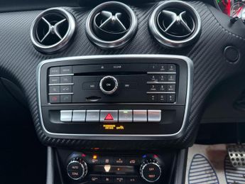 Mercedes-Benz A Class 1.6 A180 AMG Line 7G-DCT Euro 6 (s/s) 5dr