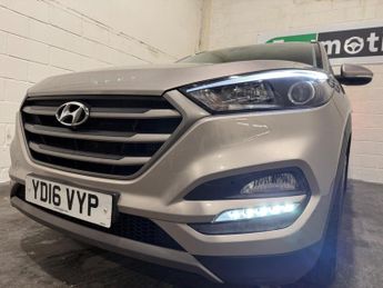 Hyundai TUCSON 2.0 CRDi SE Nav Auto 4WD Euro 6 5dr