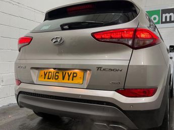 Hyundai TUCSON 2.0 CRDi SE Nav Auto 4WD Euro 6 5dr