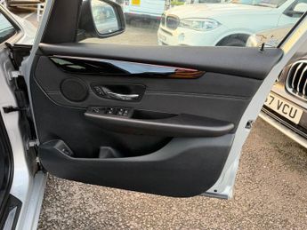 BMW 2 Series Gran Tourer 2.0 220i Sport Auto Euro 6 (s/s) 5dr