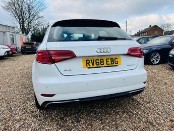 Audi A3 1.4 TFSI e-tron Sportback e-S Tronic Euro 6 5dr 8.8kWh