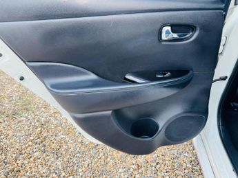 Nissan Leaf 40kWh Tekna Auto 5dr