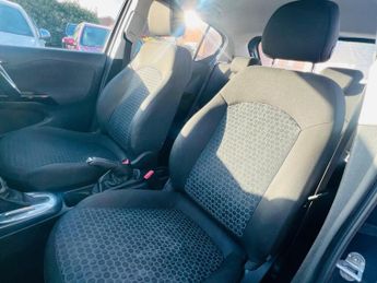 Vauxhall Corsa 1.4i ecoFLEX Design Easytronic Euro 6 (s/s) 5dr