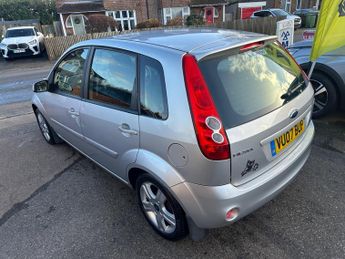 Ford Fiesta 1.4 Zetec Climate 5dr
