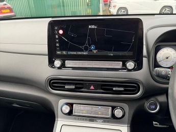 Hyundai Kona 64kWh Ultimate SUV 5dr Electric Auto (10.5kW Charger) (204 ps)