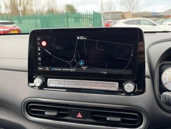 Hyundai Kona 64kWh Ultimate SUV 5dr Electric Auto (10.5kW Charger) (204 ps)