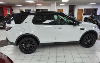 Land Rover Discovery Sport 2.0 TD4 HSE Black Auto 4WD Euro 6 (s/s) 5dr