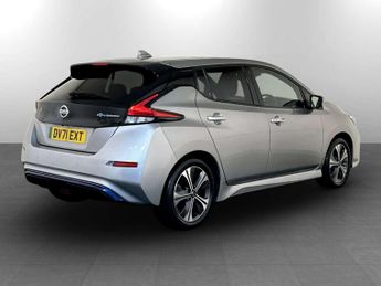 Nissan Leaf 40kWh Tekna Hatchback 5dr Electric Auto (150 ps)