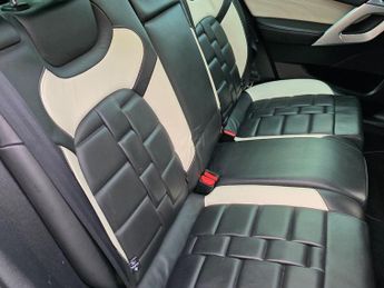 Citroen DS5 2.0 h e-HDi Airdream DSport EGS6 4WD Euro 5 (s/s) 5dr