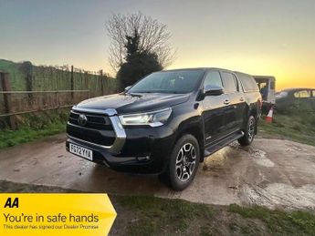 Toyota Hi Lux 2.4 D-4D Invincible Auto 4WD Euro 6 (s/s) 4dr