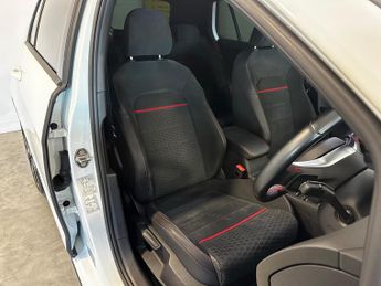 Volkswagen Golf 2.0 TSI GTI Performance DSG Euro 6 (s/s)