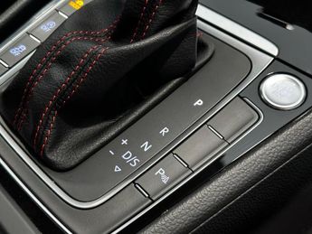 Volkswagen Golf 2.0 TSI GTI Performance DSG Euro 6 (s/s)