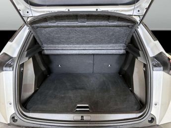 Peugeot E-2008 50kWh GT SUV 5dr Electric Auto (136 ps)