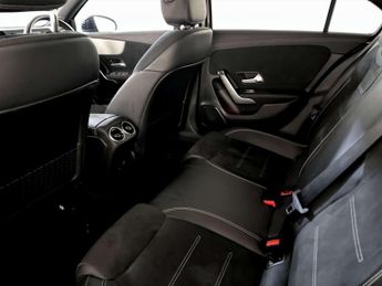 Mercedes-Benz A Class 2.0 A180 AMG Line Edition (Executive) Saloon 4dr Diesel 8G-DCT E