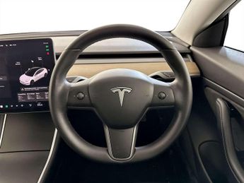Tesla Model 3 Standard Range Plus Saloon 4dr Electric Auto RWD (241 bhp)