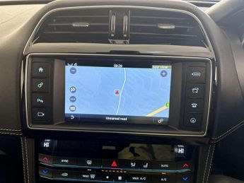 Jaguar F-PACE 2.0 D180 R-Sport SUV 5dr Diesel Auto AWD Euro 6 (s/s) (180 ps)