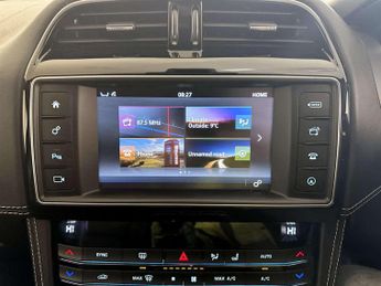 Jaguar F-PACE 2.0 D180 R-Sport SUV 5dr Diesel Auto AWD Euro 6 (s/s) (180 ps)
