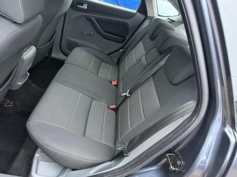 Ford Focus 1.6 TDCi DPF Sport 5dr