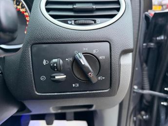 Ford Focus 1.6 TDCi DPF Sport 5dr