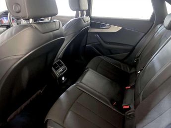 Audi A4 2.0 TFSI S line Saloon 4dr Petrol S Tronic quattro Euro 6 (s/s) 