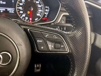 Audi A4 2.0 TFSI S line Saloon 4dr Petrol S Tronic quattro Euro 6 (s/s) 