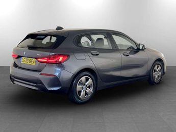 BMW 1 Series 1.5 118i SE Hatchback 5dr Petrol Manual Euro 6 (s/s) (140 ps)