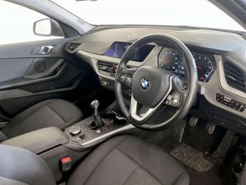 BMW 1 Series 1.5 118i SE Hatchback 5dr Petrol Manual Euro 6 (s/s) (140 ps)