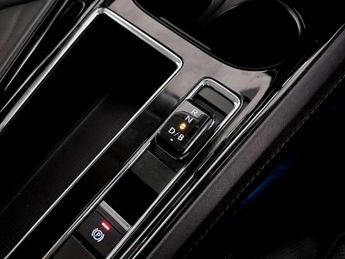 Skoda Enyaq 62kWh 60 SUV 5dr Electric Auto (DC120kW) (179 ps)