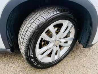 Mercedes-Benz GLA 1.6 GLA180 AMG Line SUV 5D Petrol 7G-DCT