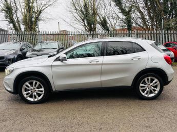 Mercedes-Benz GLA 1.6 GLA180 AMG Line SUV 5D Petrol 7G-DCT