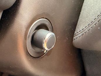 Land Rover Range Rover Sport 5.0 V8 SVR SUV 5dr Petrol Auto 4WD Euro 6 (s/s) (550 ps)