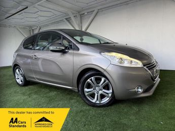 Peugeot 208 1.2 VTi Allure Euro 5 3dr